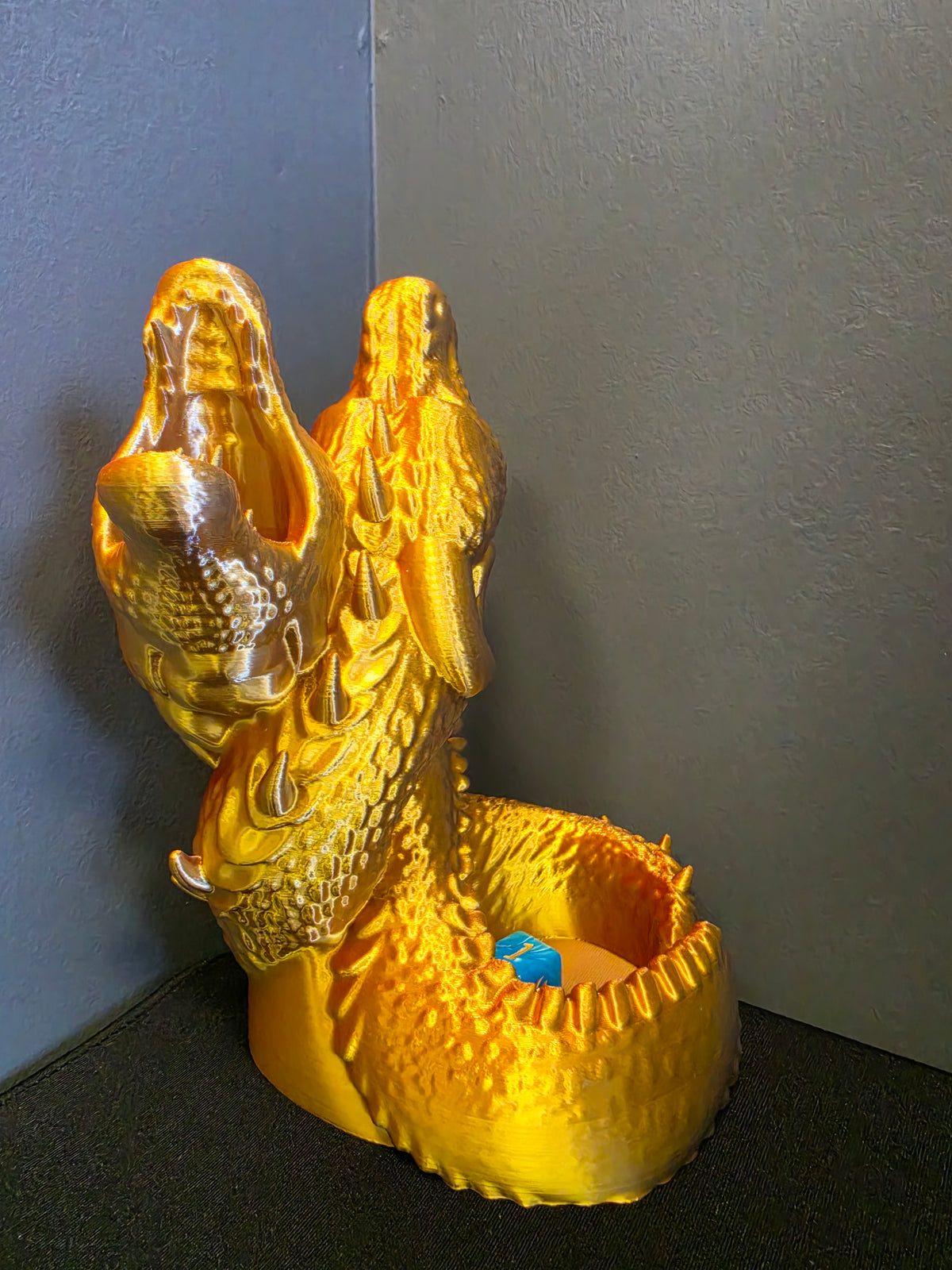 Twin Dragon Dice Tower – Premium RPG Dice Roller