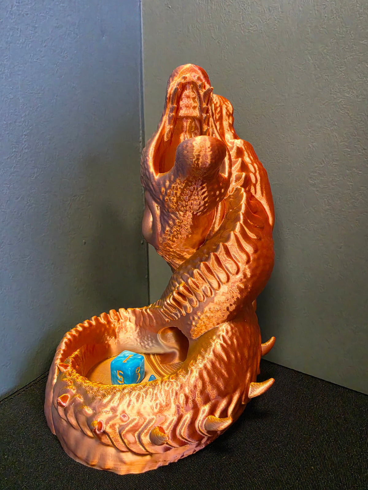 Twin Dragon Dice Tower – Premium RPG Dice Roller