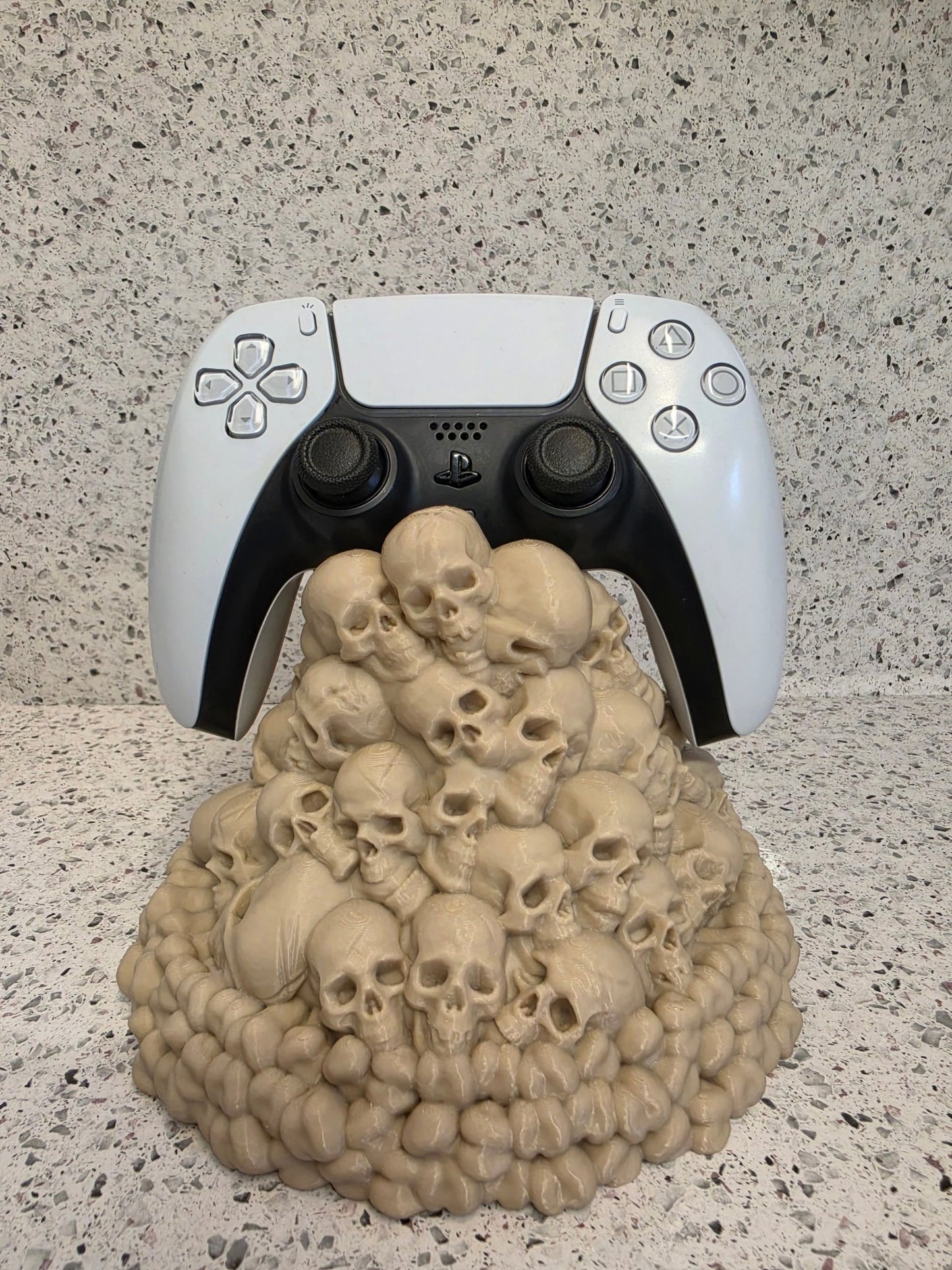 Fate of the Fallen Controller Holder – Dark Fantasy Gaming Controller Display Stand - FAN3DP